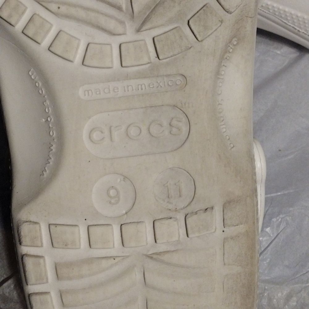 Crocs   - Picture 6 of 6